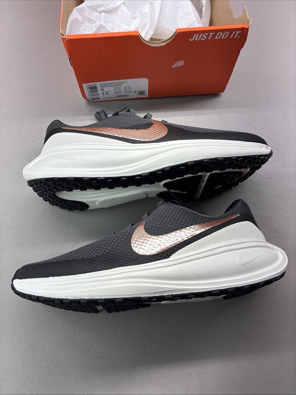 Nike Revolution 8 Ash Black Women's Size 9 Shoes Athletic Running HJ8485-200 NEW
